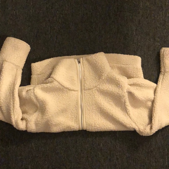 Express Jacket - Picture 2 of 11